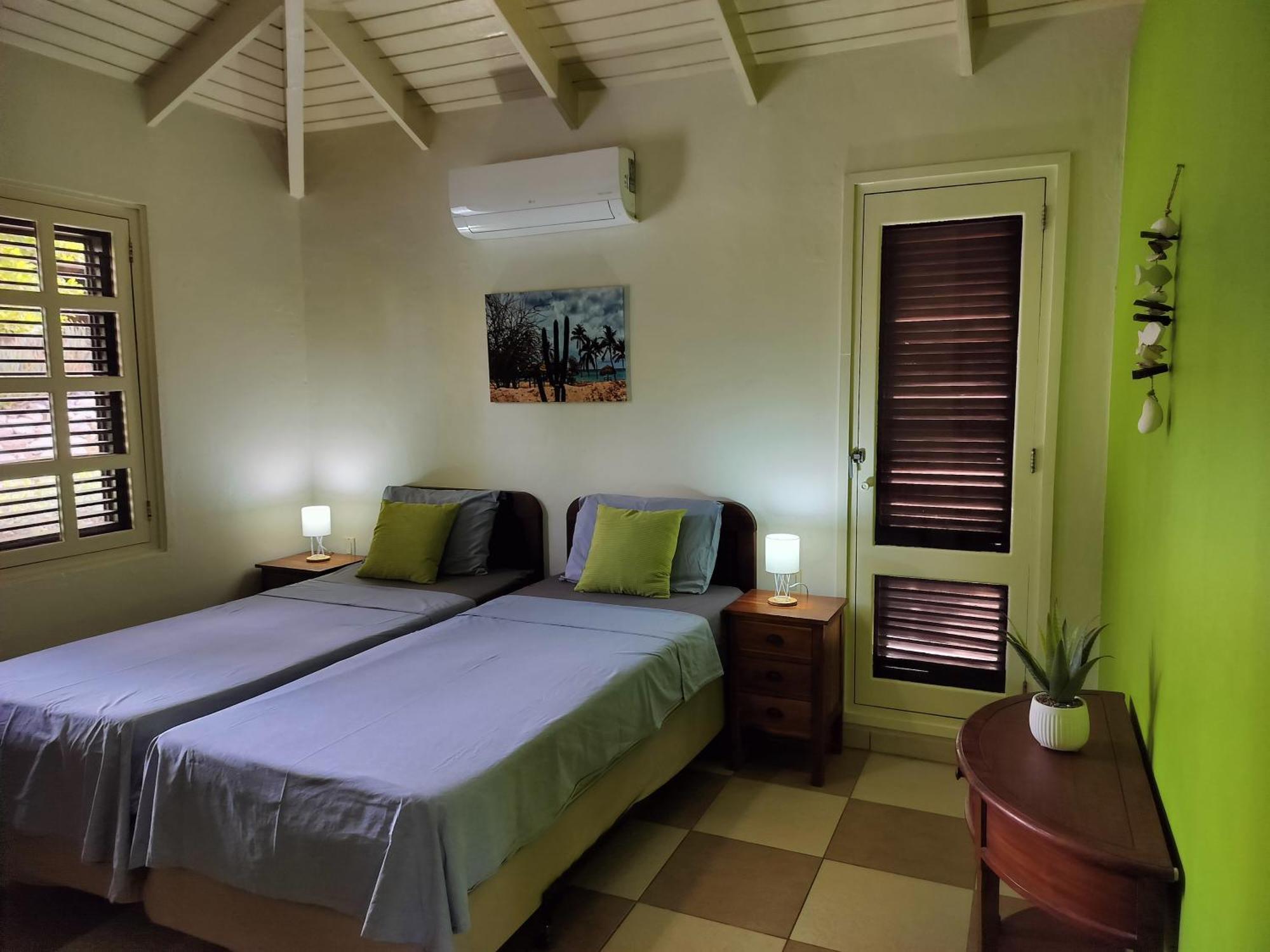Blue Bay Beach Villa At Pool And Golfcourse ภายนอก รูปภาพ